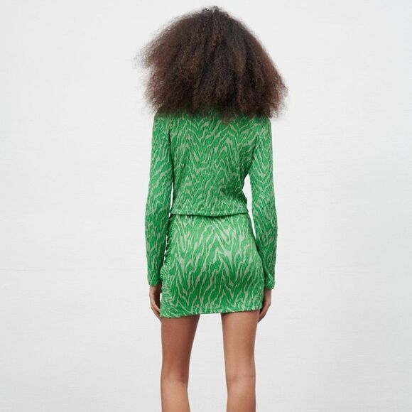NWOT ZARA Jacquard Ruched Green Zebra Cropped Turtleneck and Skirt Set - Picture 5 of 16